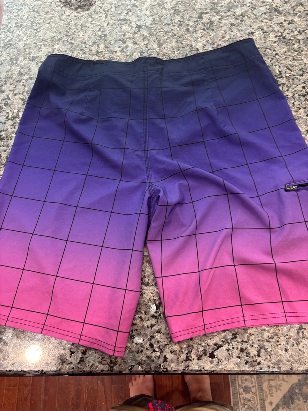 Hang Ten men swim